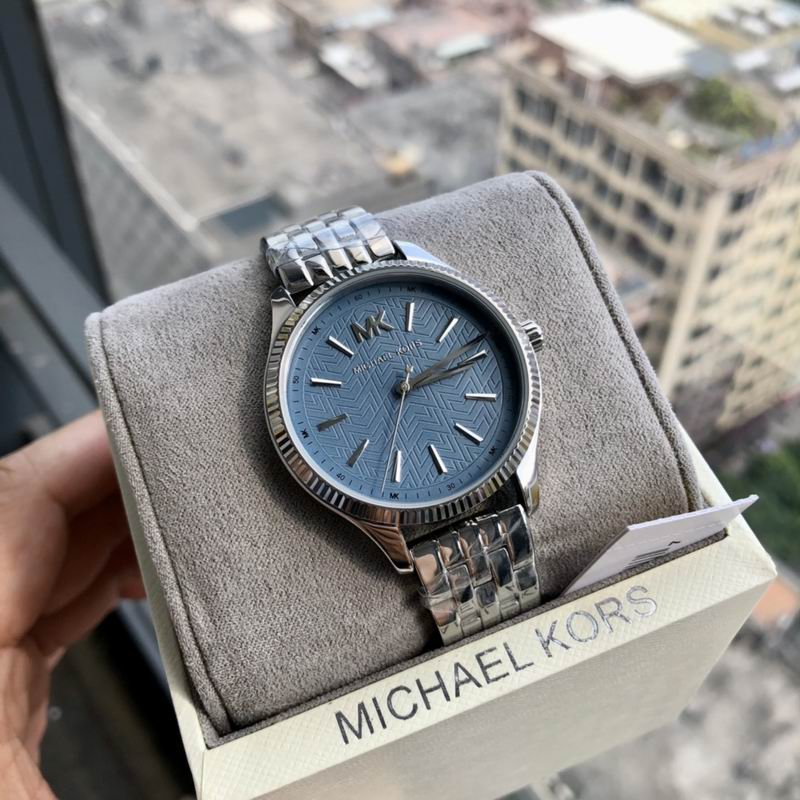 MK watch 1010146